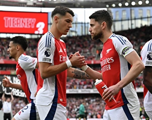 Arsenal V Brentford 2024-25 Prints: Arsenal FC v Brentford FC - Premier League