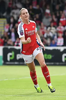 Arsenal FC v Brighton & Hove Albion - Barclays Women's Super League Arsenal FC v Brighton & Hove Albion - Barclays Women's Super League