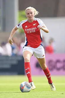 Arsenal FC v Brighton & Hove Albion - Barclays Women's Super League Arsenal FC v Brighton & Hove Albion - Barclays Women's Super League