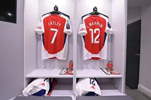 Arsenal Women V Brighton&Hove Albion 2023-24 Prints: Arsenal FC v Brighton & Hove Albion - Barclays Women´s Super League Arsenal FC v Brighton & Hove Albion - Barclays