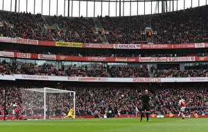Arsenal v Brighton & Hove Albion 2018-19 Gallery: Arsenal FC v Brighton & Hove Albion - Premier League