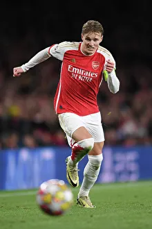 Arsenal V Bayern Munich 2023-24 Prints: Arsenal FC v FC Bayern München: Quarter-final First Leg - UEFA Champions League 2023/24 Arsenal FC v FC Bayern Munchen