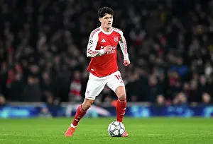 Arsenal V Kairat Almaty 2025-26 Prints: Arsenal FC v FC Kairat Almaty - UEFA Champions League 2025/26 League Phase MD8