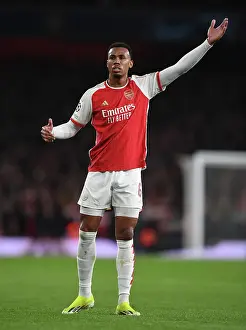 Arsenal V FC Porto 2023-24 Prints: Arsenal FC v FC Porto: Round of 16 Second Leg - UEFA Champions League 2023/24