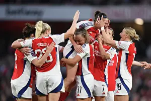 Arsenal FC v Liverpool FC - Barclays Women's Super League Arsenal FC v Liverpool FC - Barclays Women's Super League