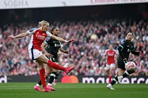 Arsenal FC v Liverpool FC - Barclays Women's Super League Arsenal FC v Liverpool FC - Barclays Women's Super League