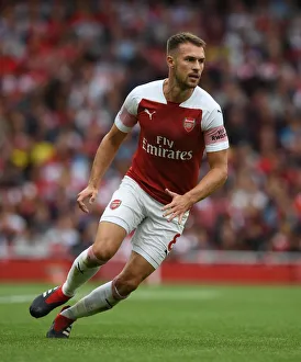 Arsenal v Manchester City 2018-19 Collection: Arsenal FC v Manchester City - Premier League