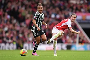 Arsenal FC v Manchester United - Barclays Women's Super League