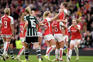 Arsenal FC v Manchester United - Barclays Women's Super League