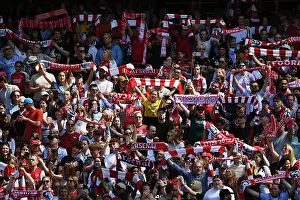 Arsenal FC v Manchester United FC - Barclays Women's Super League Arsenal FC v Manchester United FC - Barclays Women's Super League