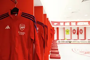 Arsenal Women V Manchester United Women 2024-25 Prints: Arsenal FC v Manchester United FC - Barclays Women's Super League Arsenal FC v Manchester United FC - Barclays