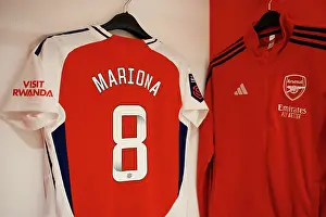 Arsenal Women V Manchester United Women 2024-25 Prints: Arsenal FC v Manchester United FC - Barclays Women's Super League Arsenal FC v Manchester United FC - Barclays