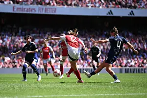 Arsenal Women V Manchester United Women 2024-25 Prints: Arsenal FC v Manchester United FC - Barclays Women's Super League Arsenal FC v Manchester United FC - Barclays