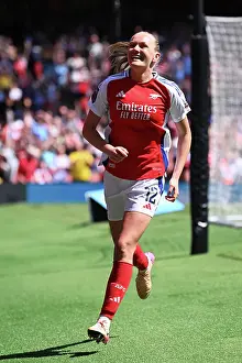 Arsenal Women V Manchester United Women 2024-25 Prints: Arsenal FC v Manchester United FC - Barclays Women's Super League Arsenal FC v Manchester United FC - Barclays