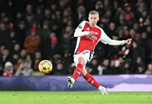 Arsenal V Manchester United 2024-25 Prints: Arsenal FC v Manchester United FC - Premier League