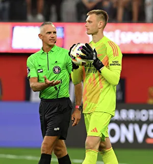 Arsenal FC v Manchester United - Pre-Season Friendly