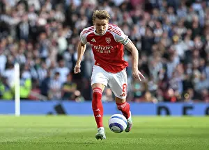 Arsenal FC v Newcastle United FC - Premier League
