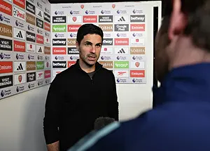 Arsenal FC v Newcastle United FC - Premier League