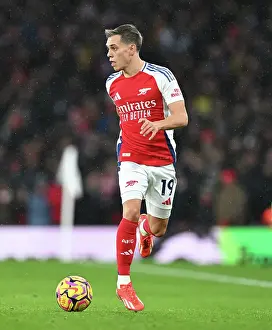 Arsenal V Nottingham Forest 2024-25 Prints: Arsenal FC v Nottingham Forest FC - Premier League