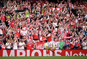 Arsenal Women V OL Lyonnes 1/2 Final 1st Leg 2025-26 Prints: Arsenal FC v OL Lyonnes - UEFA Women's Champions League 2025/26 Semi-Final First Leg Arsenal FC v OL Lyonnes