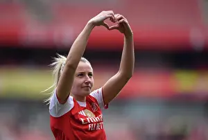 Arsenal Women V OL Lyonnes 1/2 Final 1st Leg 2025-26 Prints: Arsenal FC v OL Lyonnes - UEFA Women's Champions League 2025/26 Semi-Final First Leg Arsenal FC v OL Lyonnes