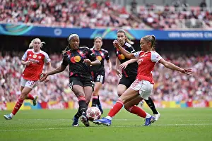 Arsenal Women V OL Lyonnes 1/2 Final 1st Leg 2025-26 Prints: Arsenal FC v OL Lyonnes - UEFA Women's Champions League 2025/26 Semi-Final First Leg Arsenal FC v OL Lyonnes