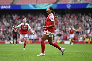 Arsenal Women V OL Lyonnes 1/2 Final 1st Leg 2025-26 Prints: Arsenal FC v OL Lyonnes - UEFA Women's Champions League 2025/26 Semi-Final First Leg Arsenal FC v OL Lyonnes