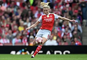Arsenal Women V OL Lyonnes 1/2 Final 1st Leg 2025-26 Prints: Arsenal FC v OL Lyonnes - UEFA Women's Champions League 2025/26 Semi-Final First Leg Arsenal FC v OL Lyonnes