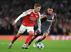 Arsenal V Olympiacos 2025-26 Prints: Arsenal FC v Olympiacos FC - UEFA Champions League 2025/26 League Phase MD2