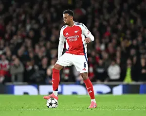 Paris St Germain Fc Prints: Arsenal FC v Paris Saint-Germain - UEFA Champions League 2024/25 League Phase MD2