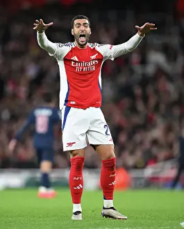 Paris St Germain Fc Prints: Arsenal FC v Paris Saint-Germain - UEFA Champions League 2024/25 League Phase MD2