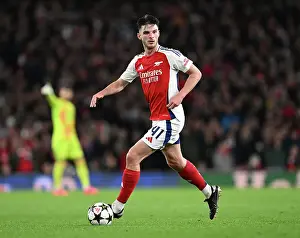 Paris St Germain Fc Prints: Arsenal FC v Paris Saint-Germain - UEFA Champions League 2024/25 League Phase MD2