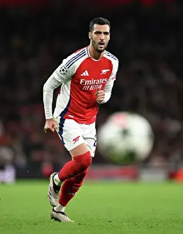 Paris St Germain Fc Prints: Arsenal FC v Paris Saint-Germain - UEFA Champions League 2024/25 League Phase MD2