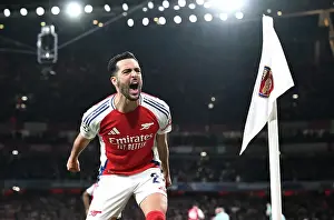 Arsenal V Real Madrid 24-25 Prints: Arsenal FC v Real Madrid C.F. - UEFA Champions League 2024/25 Quarter Final First Leg