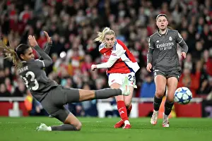 Arsenal FC v Real Madrid CF - UEFA Women's Champions League Quarter Finals Second Leg Arsenal FC v Real Madrid CF - UEFA Women's Champions League Quarter Finals Second Leg