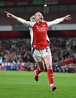 Arsenal FC v Real Madrid CF - UEFA Women's Champions League Quarter Finals Second Leg Arsenal FC v Real Madrid CF - UEFA Women's Champions League Quarter Finals Second Leg
