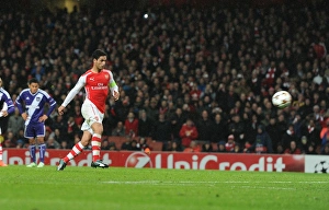 Arsenal FC v RSC Anderlecht - UEFA Champions League Arsenal FC v RSC Anderlecht - UEFA Champions League