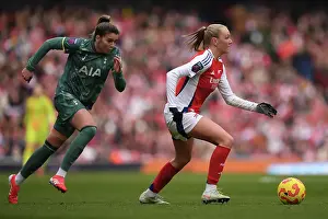 Arsenal FC v Tottenham Hotspur FC - Barclays Women's Super League Arsenal FC v Tottenham Hotspur FC - Barclays Women's Super League