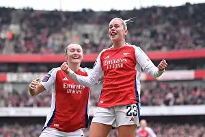 Arsenal Women V Tottenham Hotspur Women 2024-25 Prints: Arsenal FC v Tottenham Hotspur FC - Barclays Women's Super League Arsenal FC v Tottenham Hotspur FC - Barclays