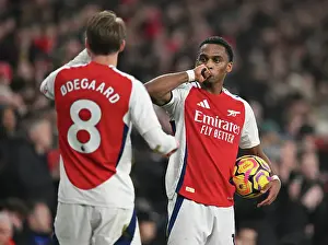 Arsenal V Tottenham Hotspur 2024-25 Prints: Arsenal FC v Tottenham Hotspur FC - Premier League