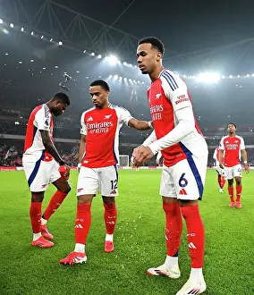 Arsenal V Tottenham Hotspur 2024-25 Prints: Arsenal FC v Tottenham Hotspur FC - Premier League