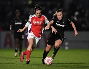 Arsenal Women V West Ham United Women 2024-25 Prints: Arsenal FC v West Ham United FC - Barclays Women's Super League Arsenal FC v West Ham United FC - Barclays