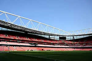 Arsenal FC v Wolverhampton Wanderers FC - Premier League