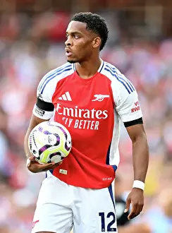 Arsenal FC v Wolverhampton Wanderers FC - Premier League