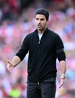 Arsenal FC v Wolverhampton Wanderers FC - Premier League