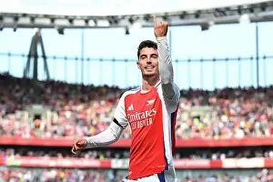 Arsenal FC v Wolverhampton Wanderers FC - Premier League