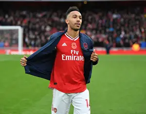 Arsenal FC v Wolverhampton Wanderers - Premier League
