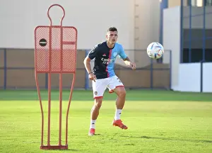 Arsenal FC vs AC Milan: Dubai Super Cup Training Session, 2022