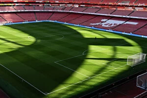 Images Dated 15th October 2023: Arsenal FC vs Aston Villa: Inside Emirates Stadium - Barclays Women's Super League (2023-24)