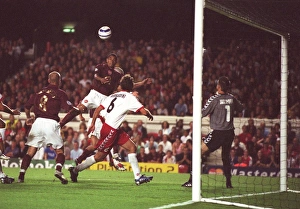 Arsenal FC vs FC Thun: 2005-06 Season Match